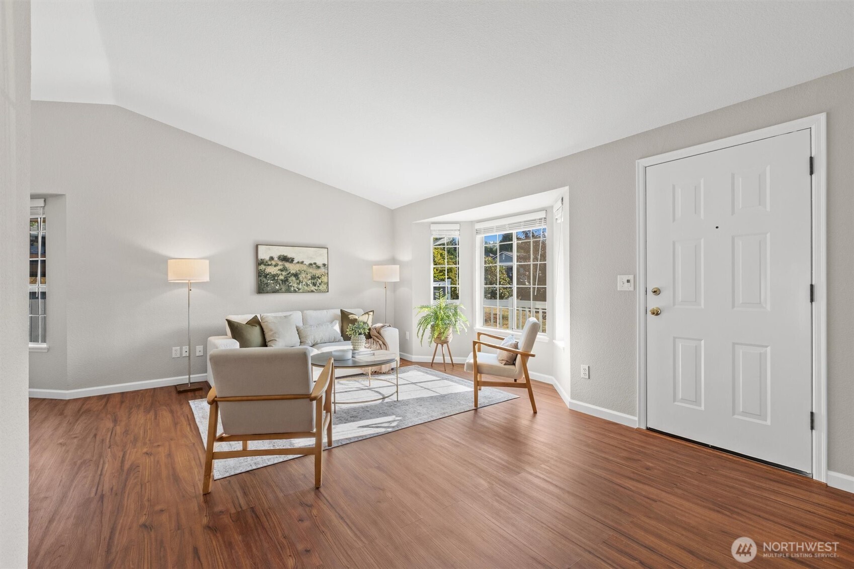 1630 91st Drive Property Photo 3