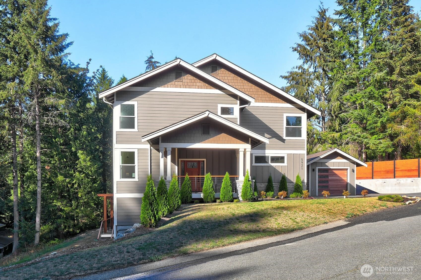 5921 164th Street Property Photo 1