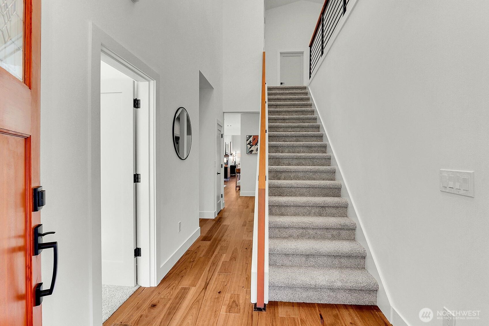 5921 164th Street Property Photo 4