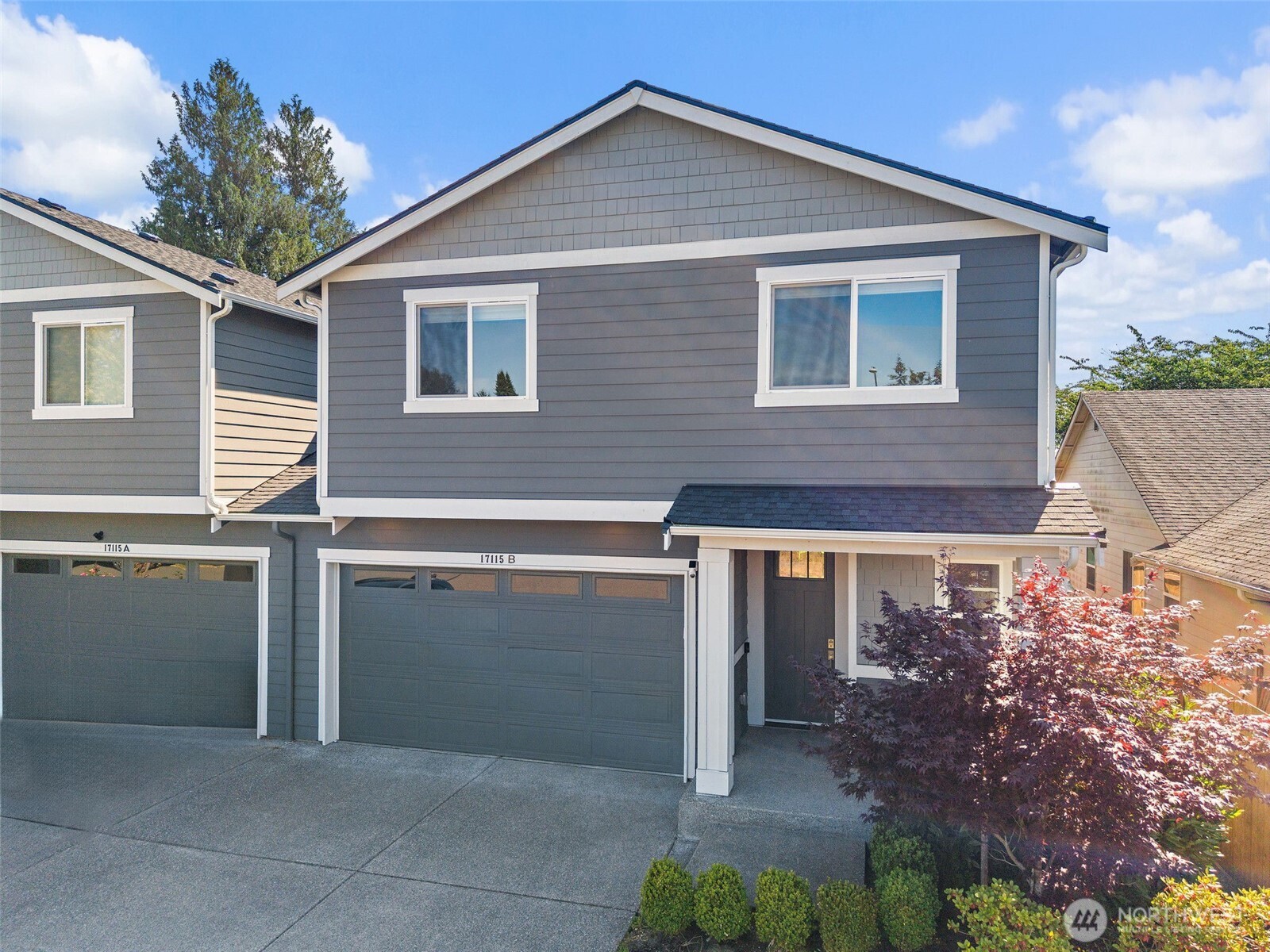 17115 11th Place B Property Photo 1