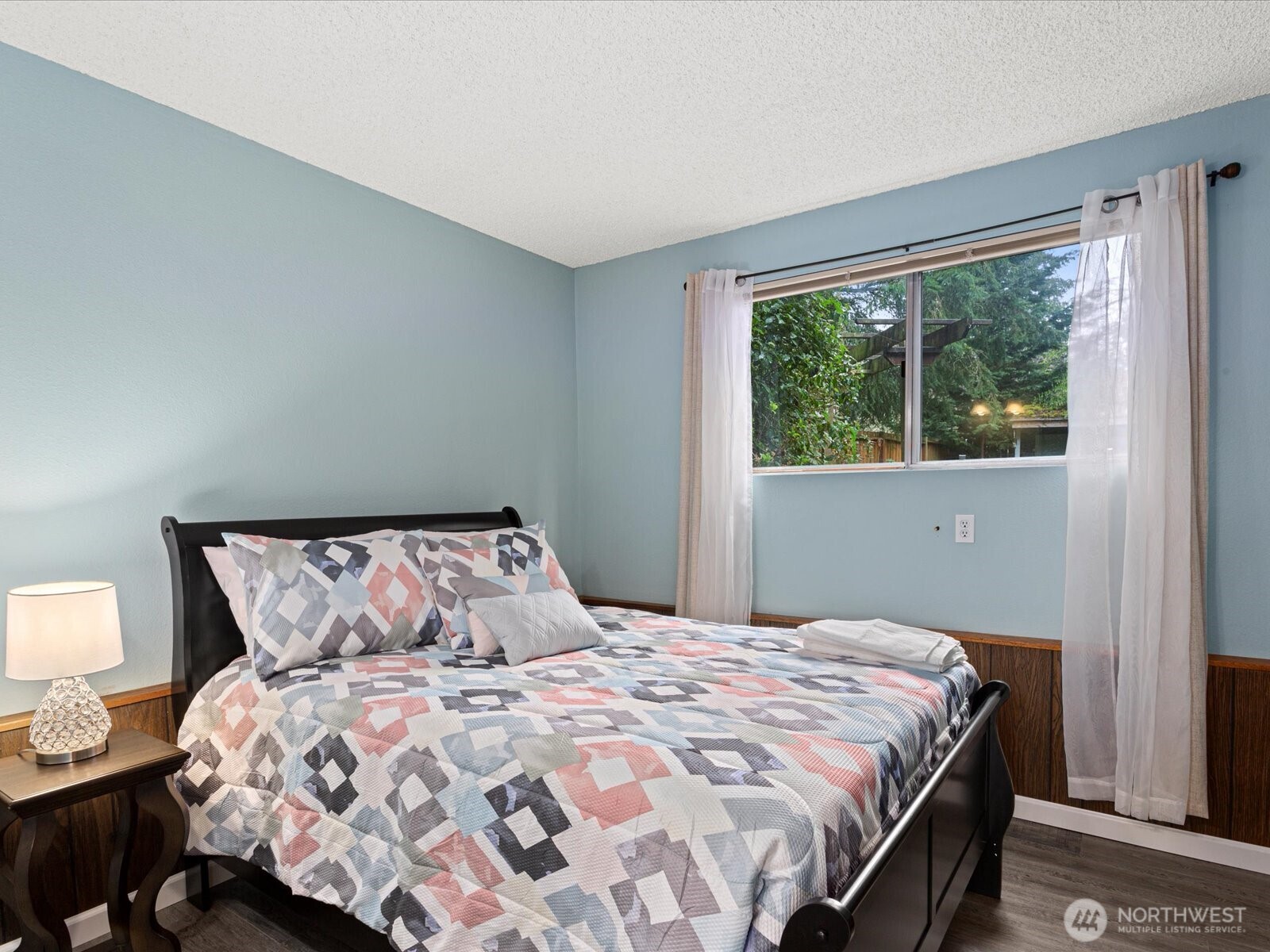 16445 Ambaum Boulevard Property Photo 6