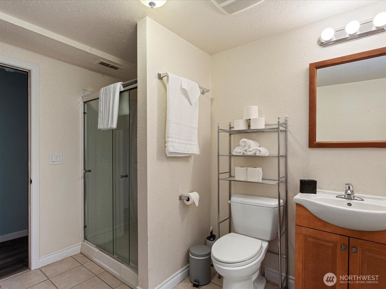 16445 Ambaum Boulevard Property Photo 11
