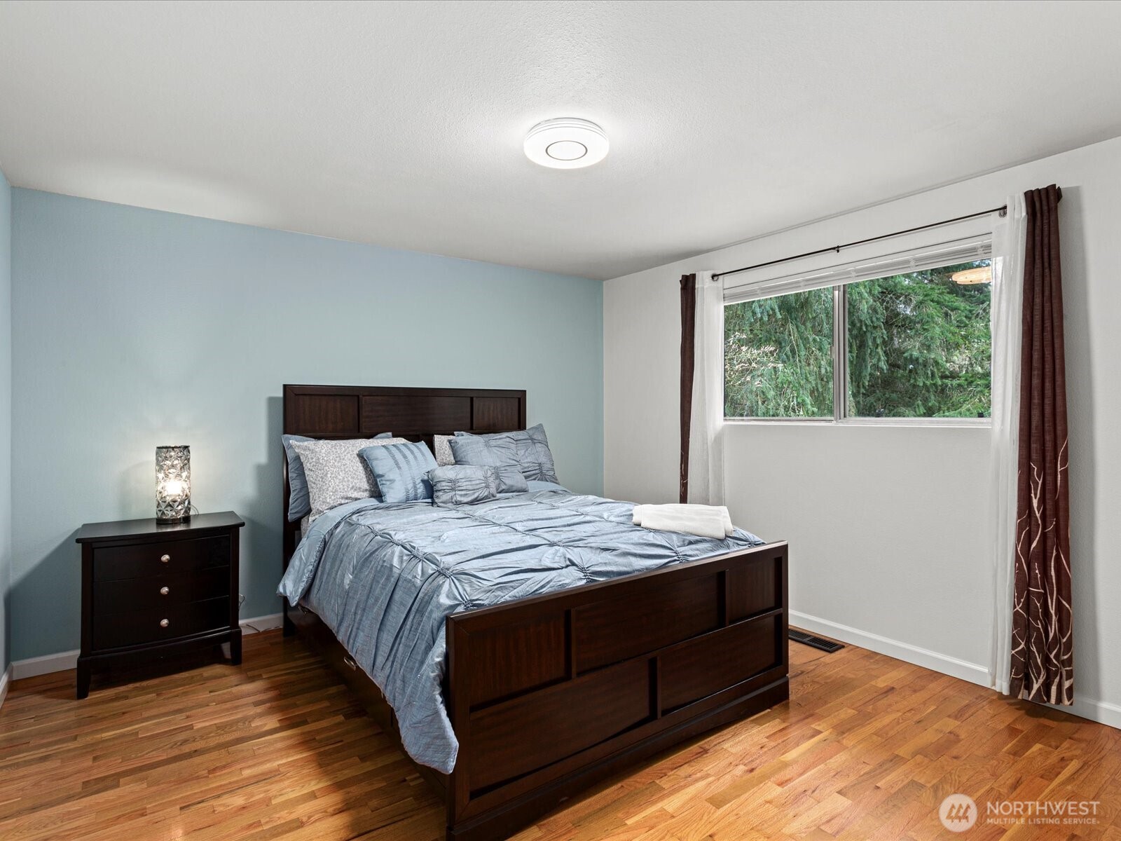 16445 Ambaum Boulevard Property Photo 16