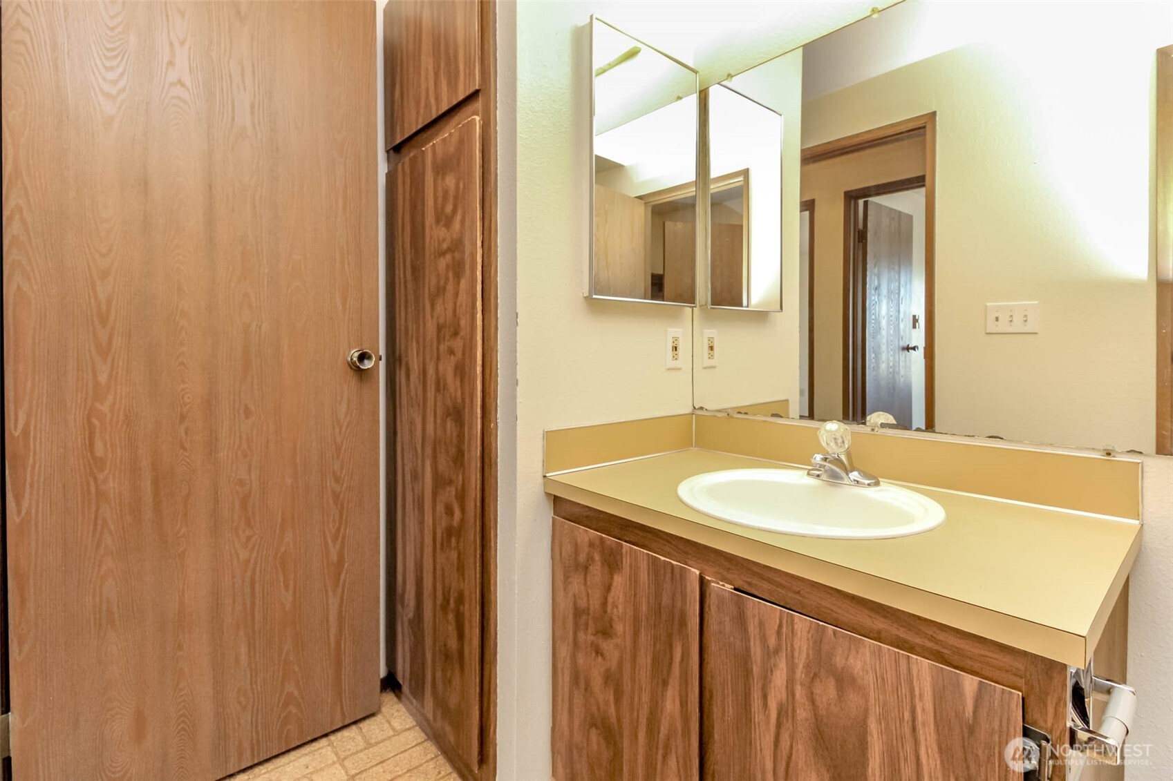 1102 8th Street 4 Property Photo 17