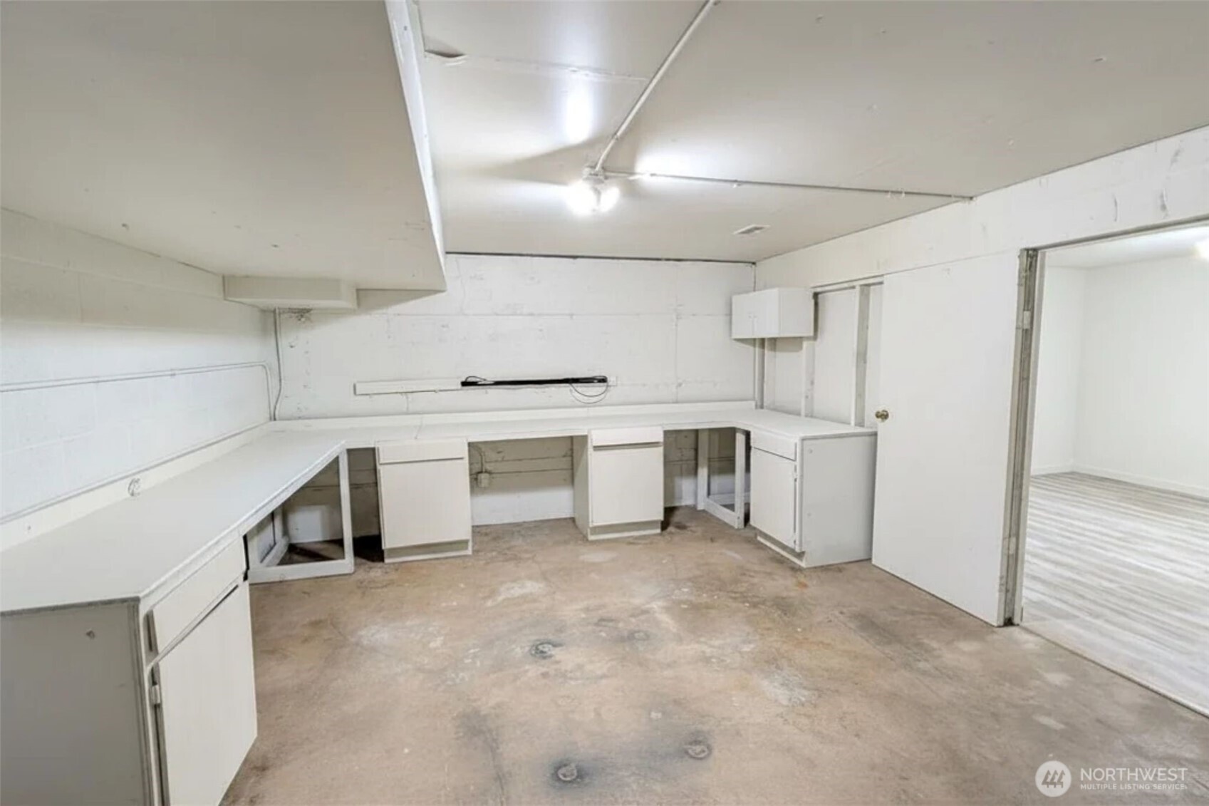 296 298 North Shore Boulevard Property Photo 27