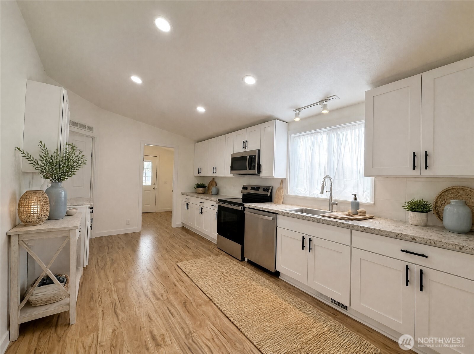 102 Eventide Lane Property Photo 13