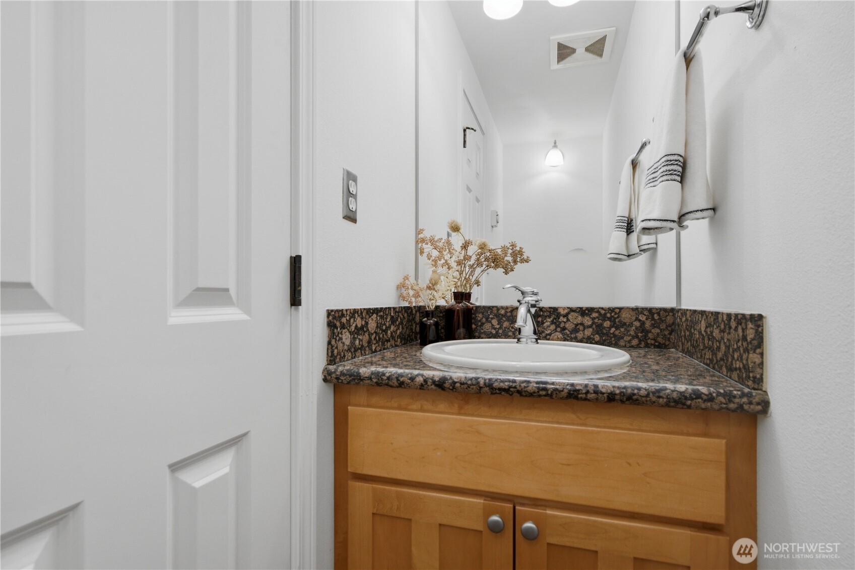 936 N 35th Street E Property Photo 14