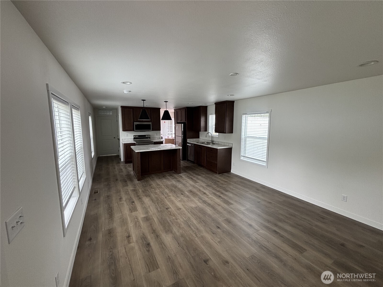 2400 Tacoma Ave 37 Property Photo 3