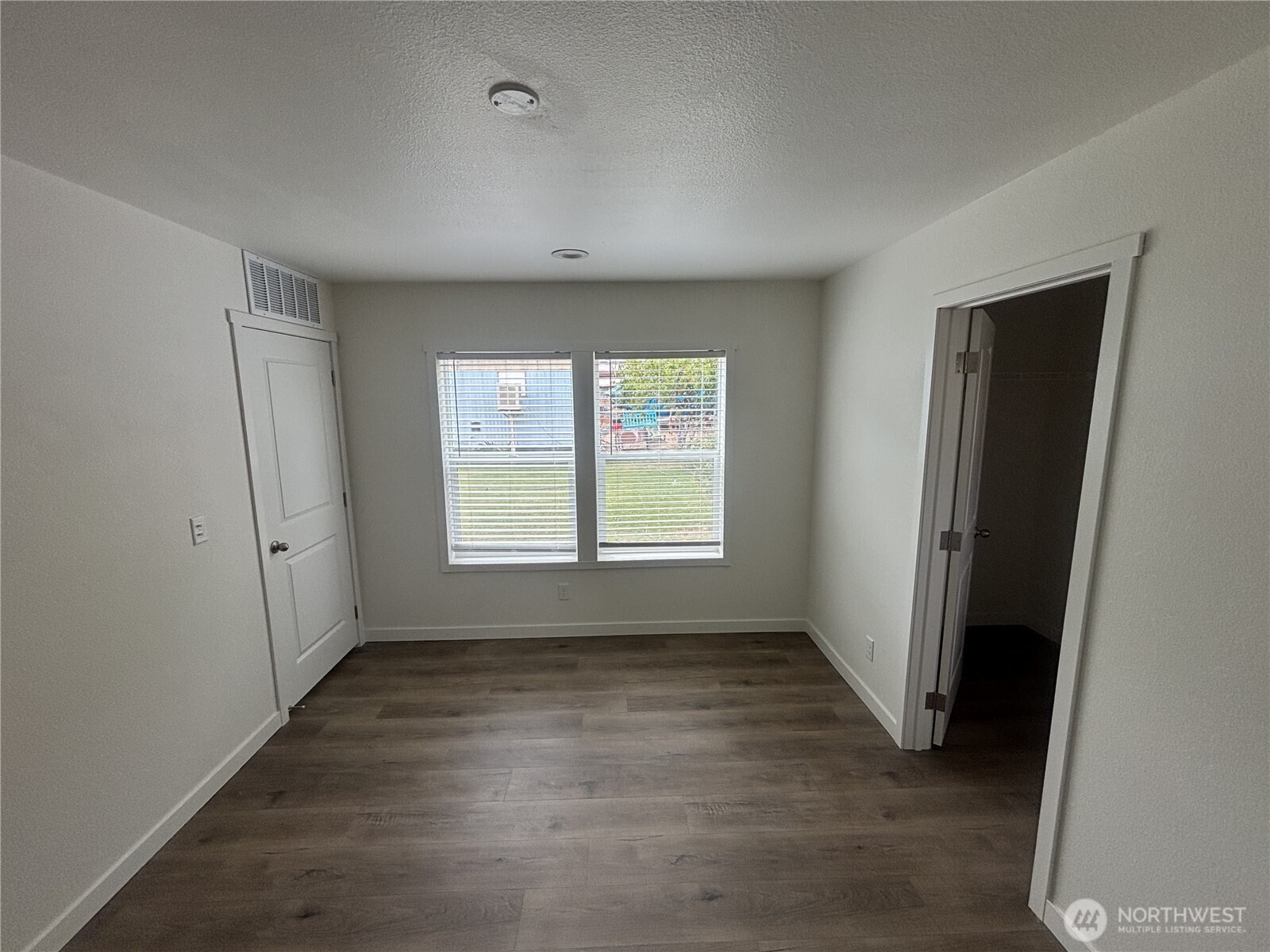 2400 Tacoma Ave 37 Property Photo 8