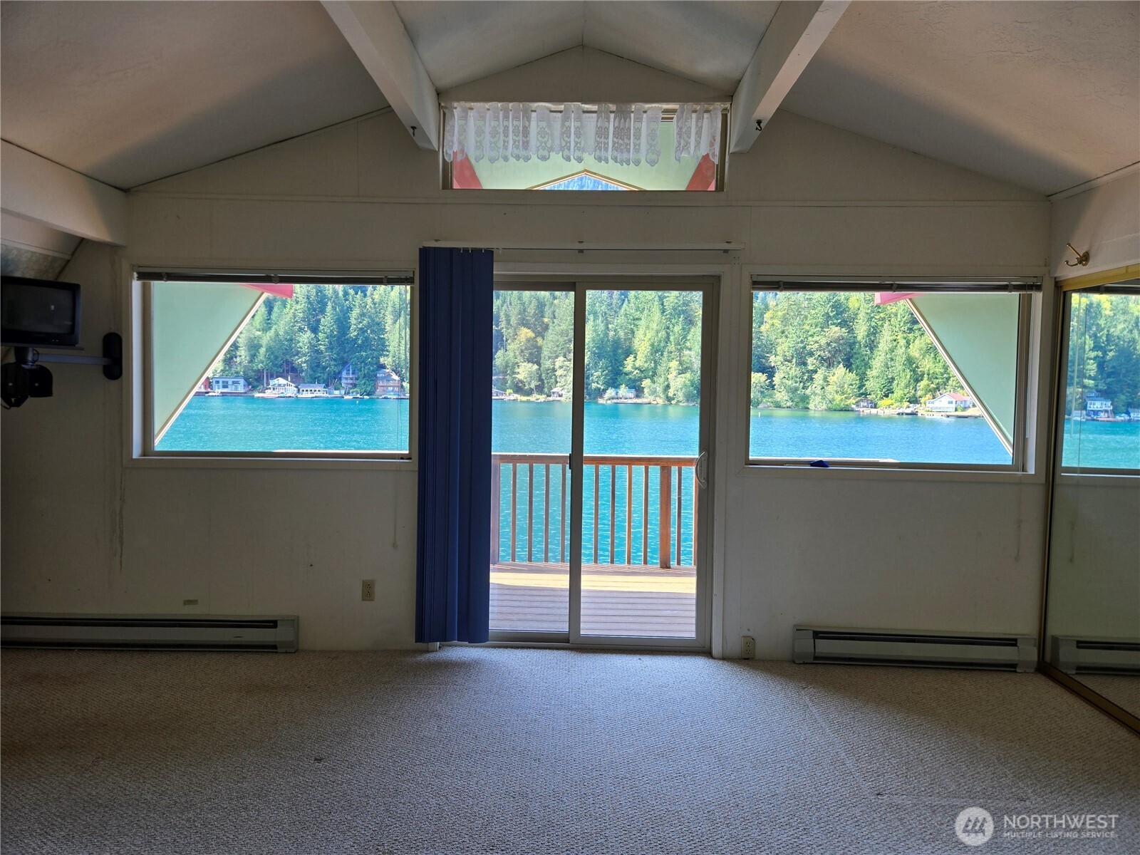 350 Longfellow Road Property Photo 12