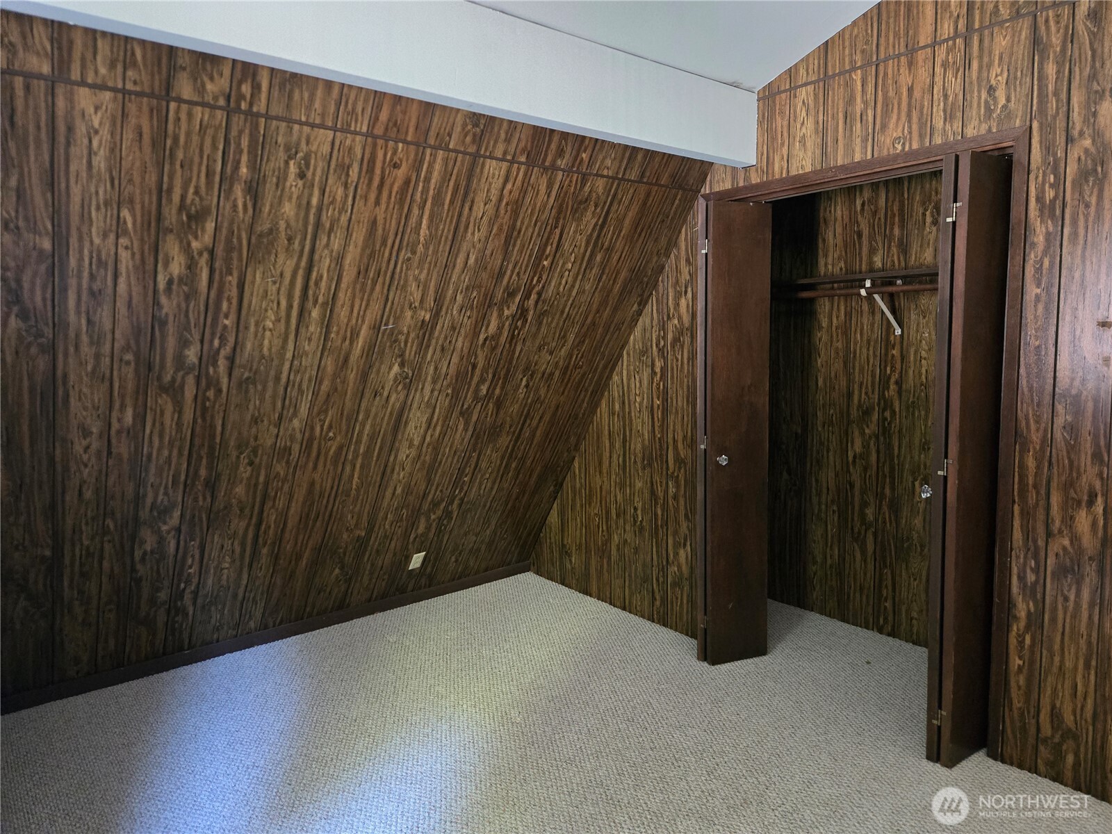 350 Longfellow Road Property Photo 18