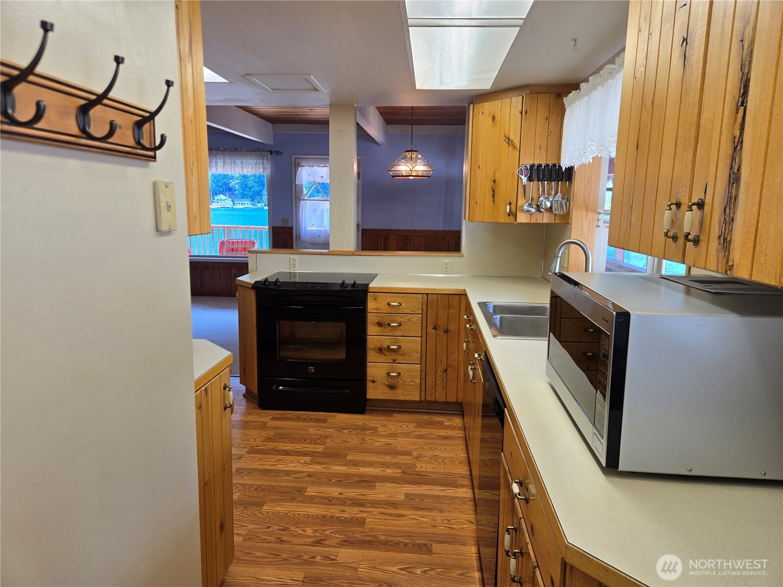 350 Longfellow Road Property Photo 23