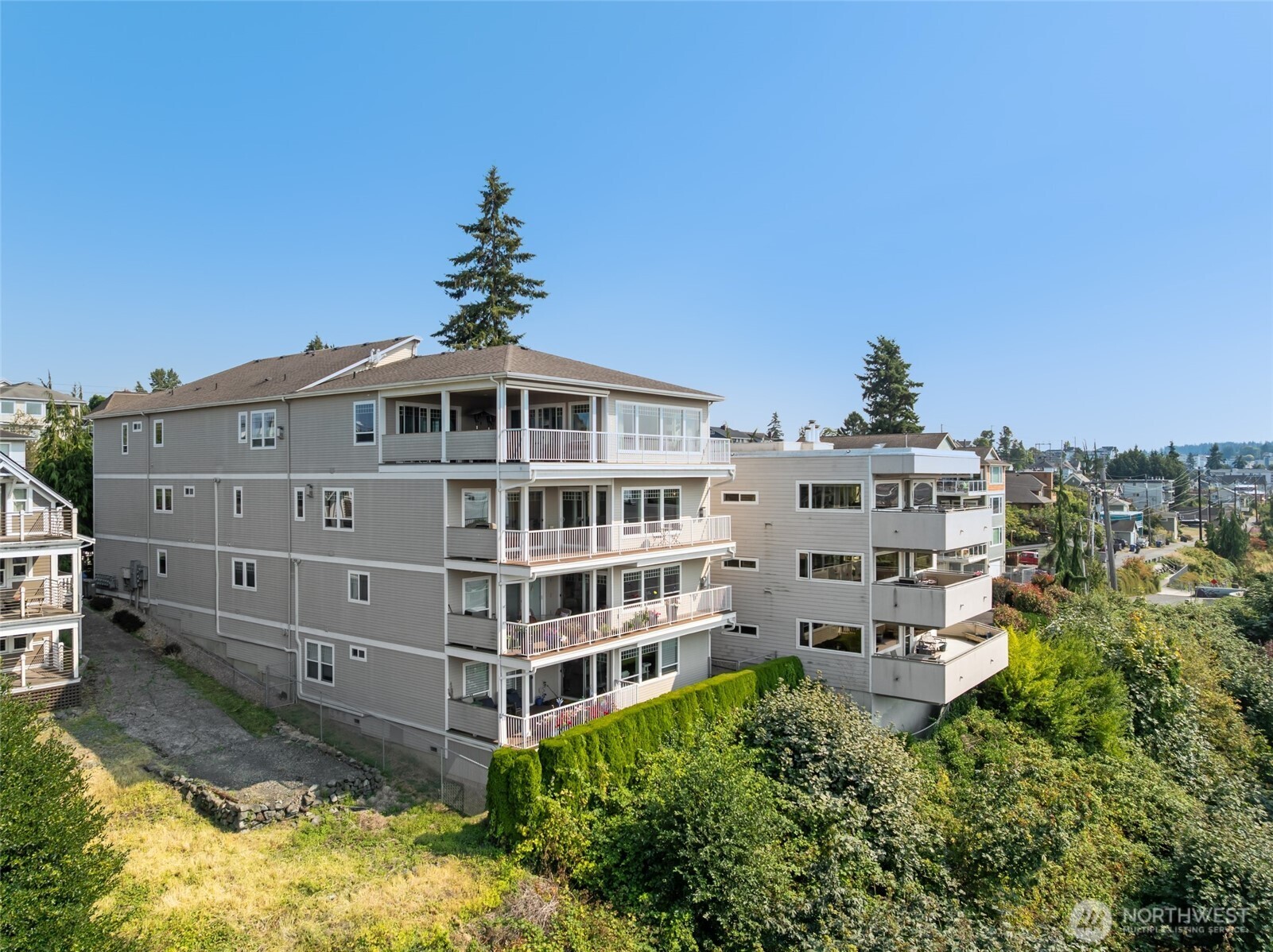 2030 Grand Avenue 5 Property Photo 31