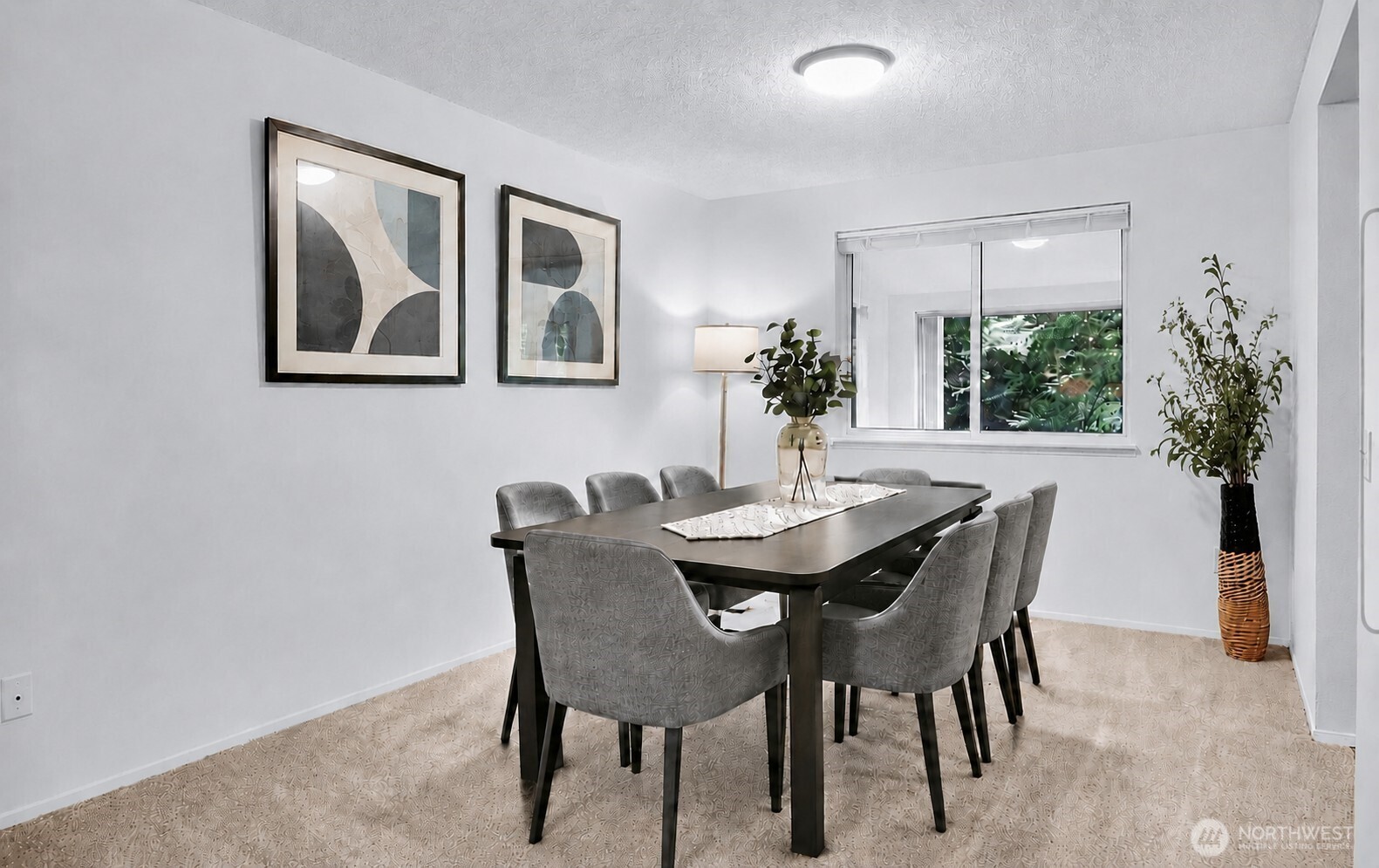 318 170th Place Property Photo 4