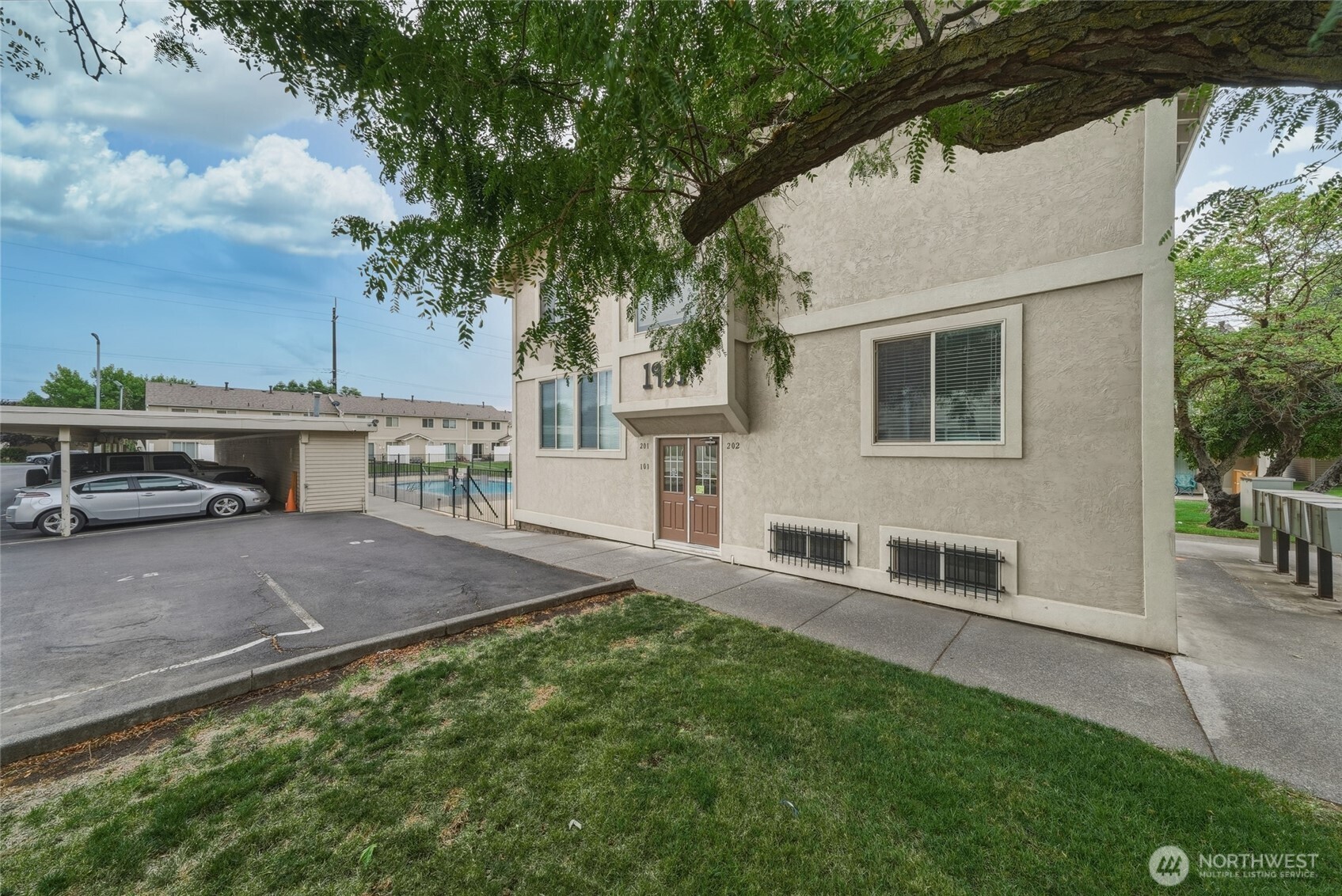 1931 Melrose Street 101 Property Photo 30