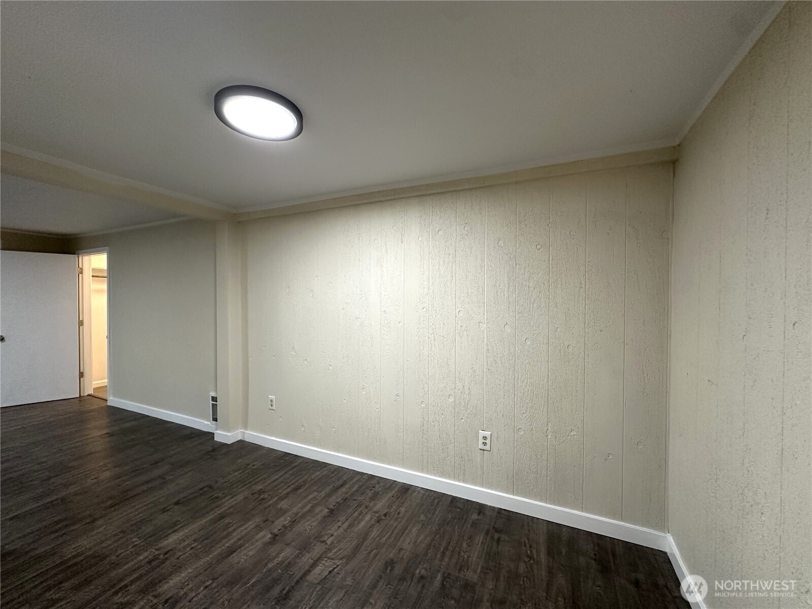 161 E Forest Drive Property Photo 7