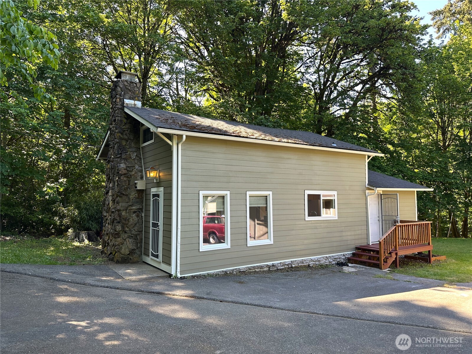 161 E Forest Drive Property Photo 19