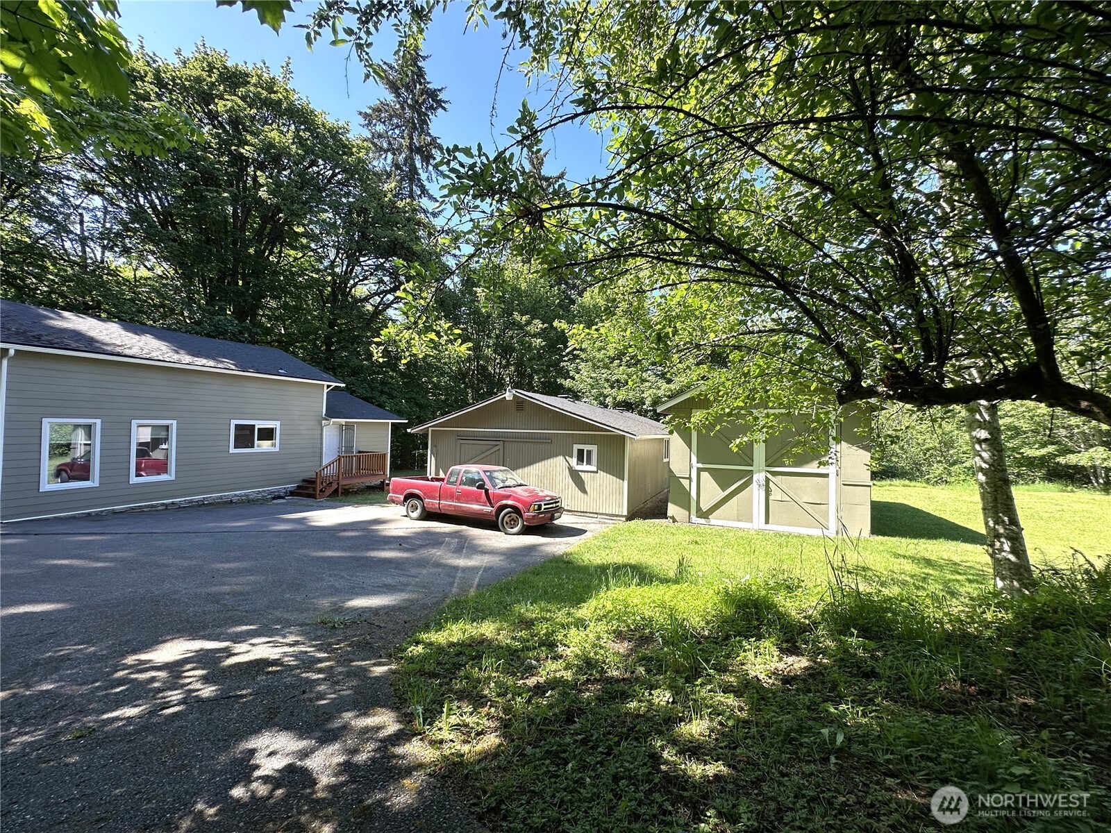 161 E Forest Drive Property Photo 20