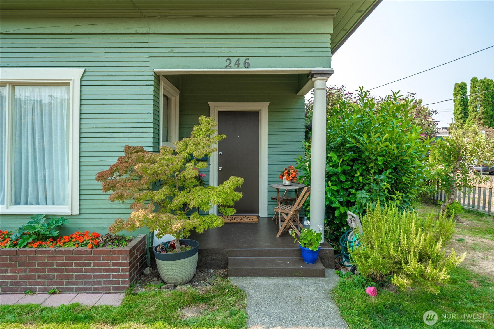 246 4th Avenue Property Photo 2