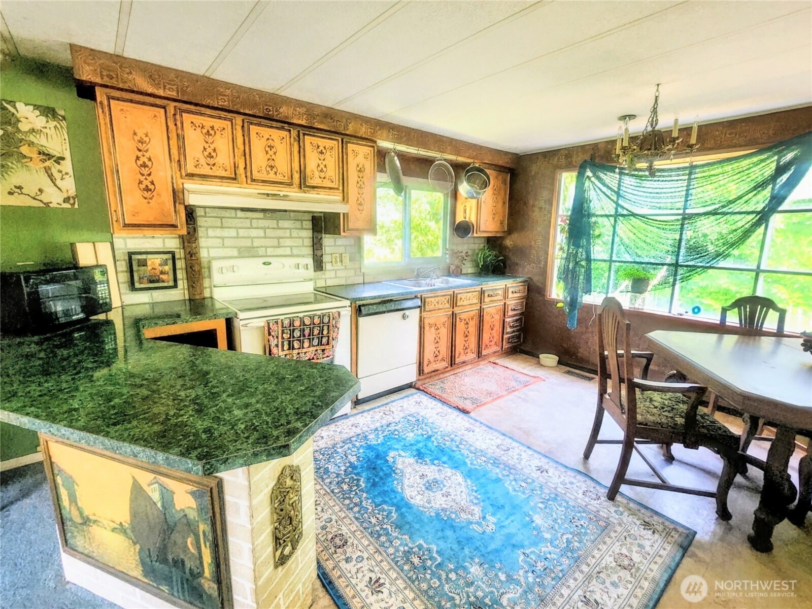 5918 256th Street Property Photo 7