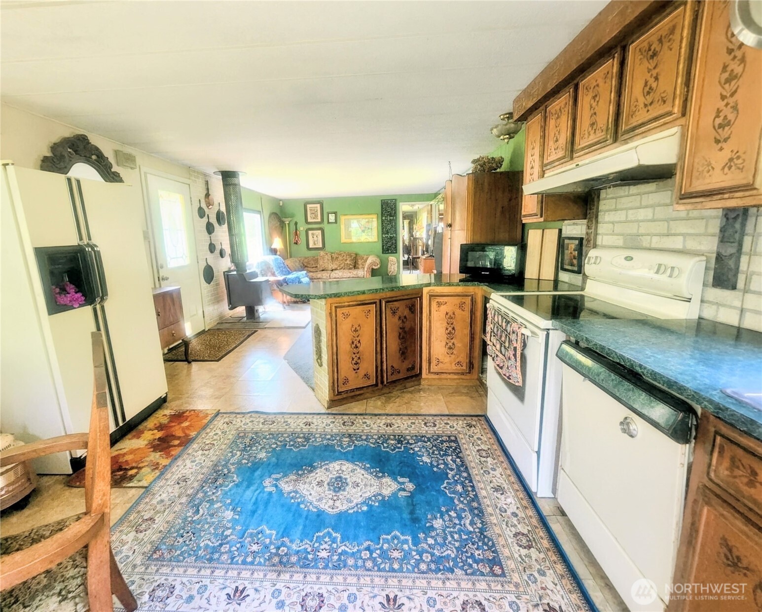 5918 256th Street Property Photo 8