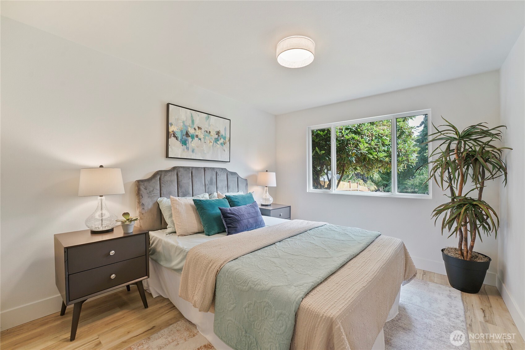 14014 43rd Avenue Property Photo 8