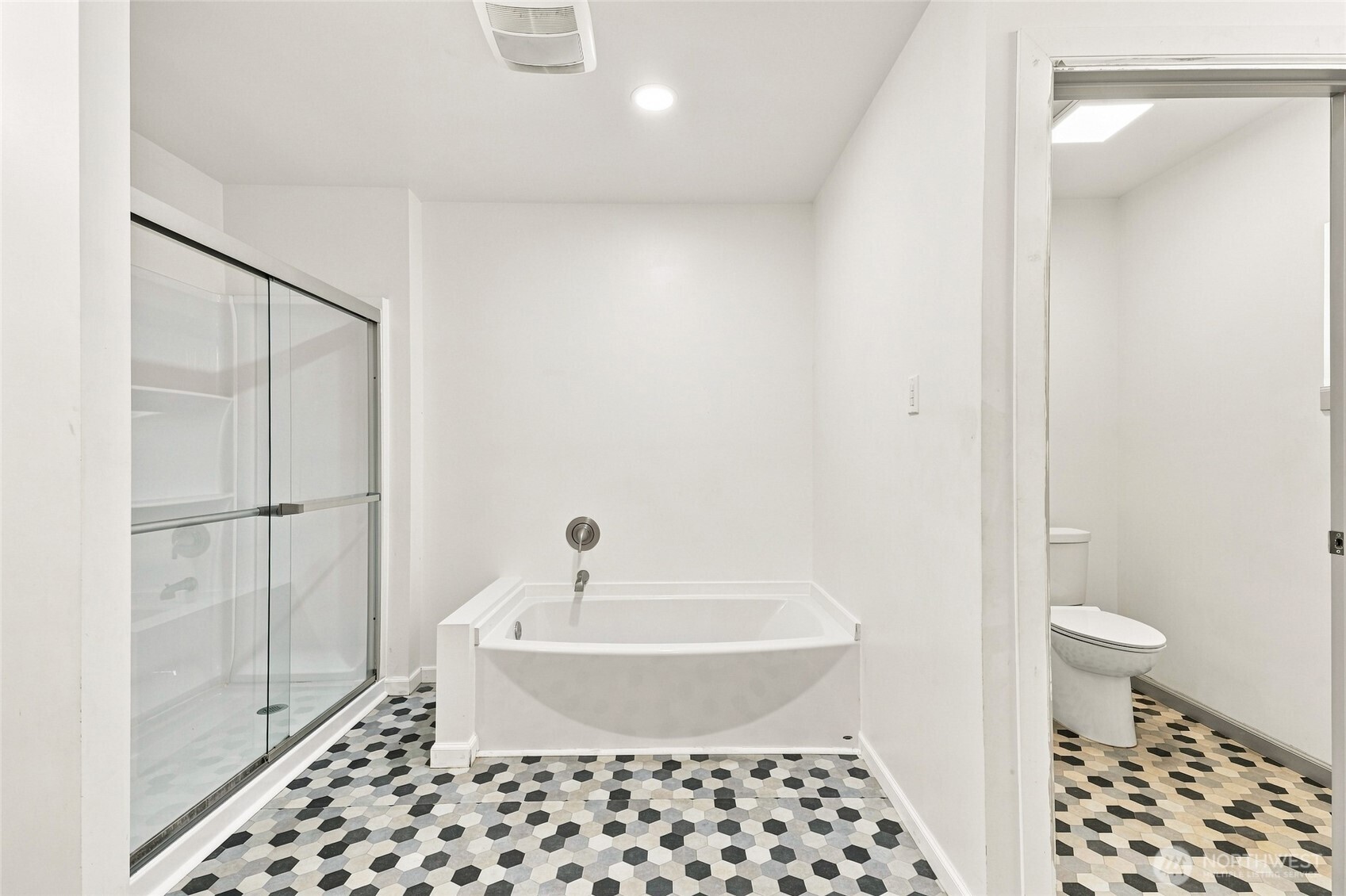 24724 Clear Creek Road Property Photo 17
