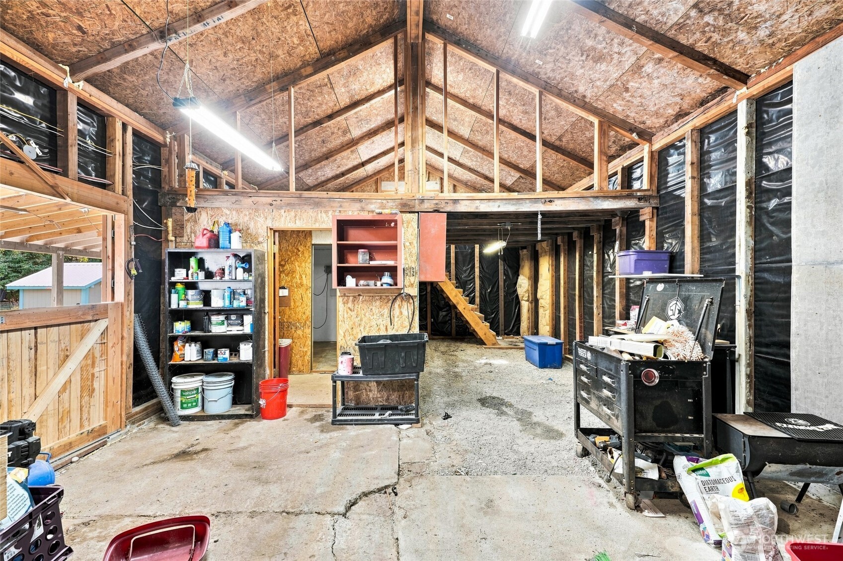 24724 Clear Creek Road Property Photo 28