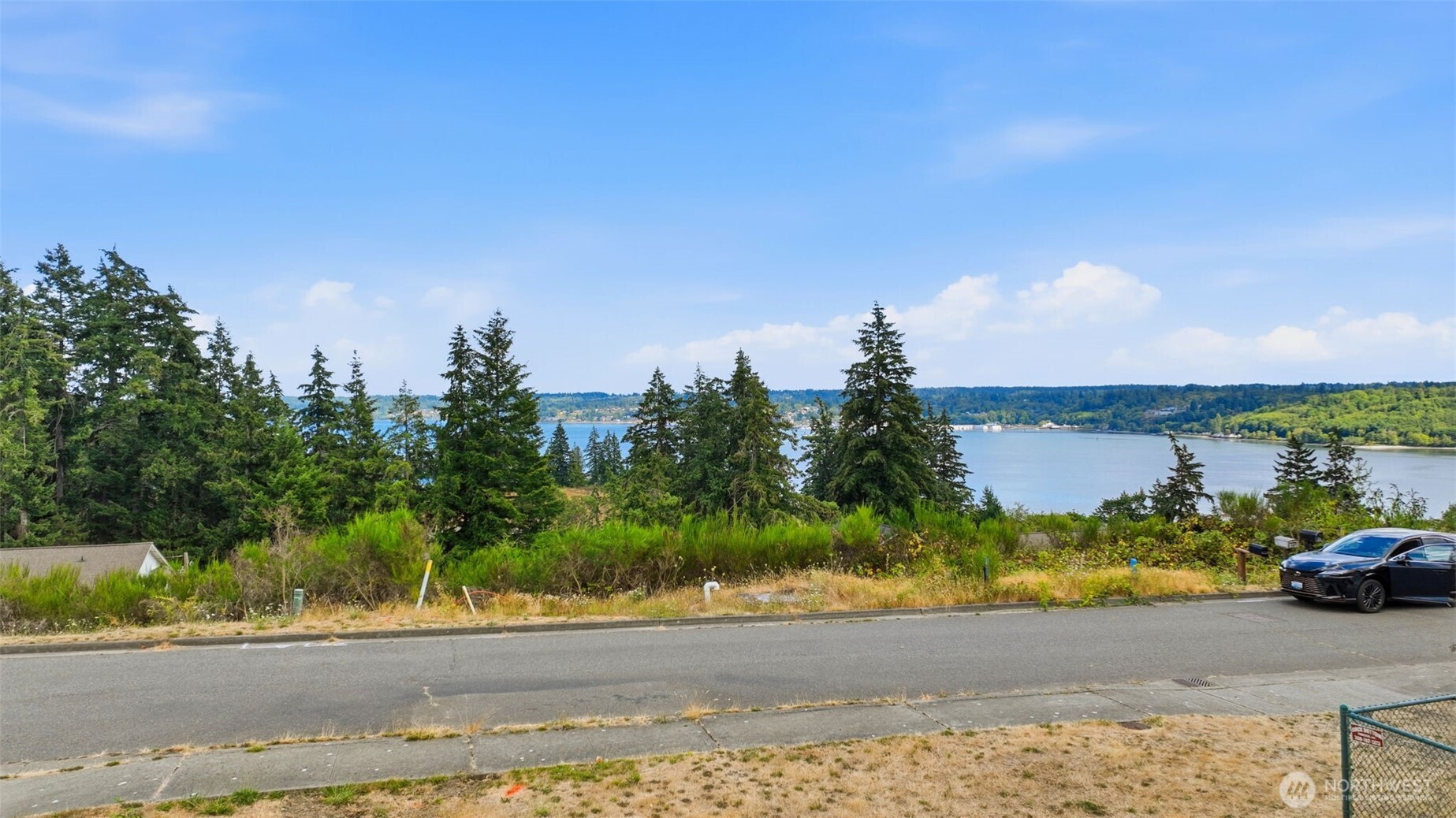 1633 & 1637 Sound Ridge Drive Property Photo 2