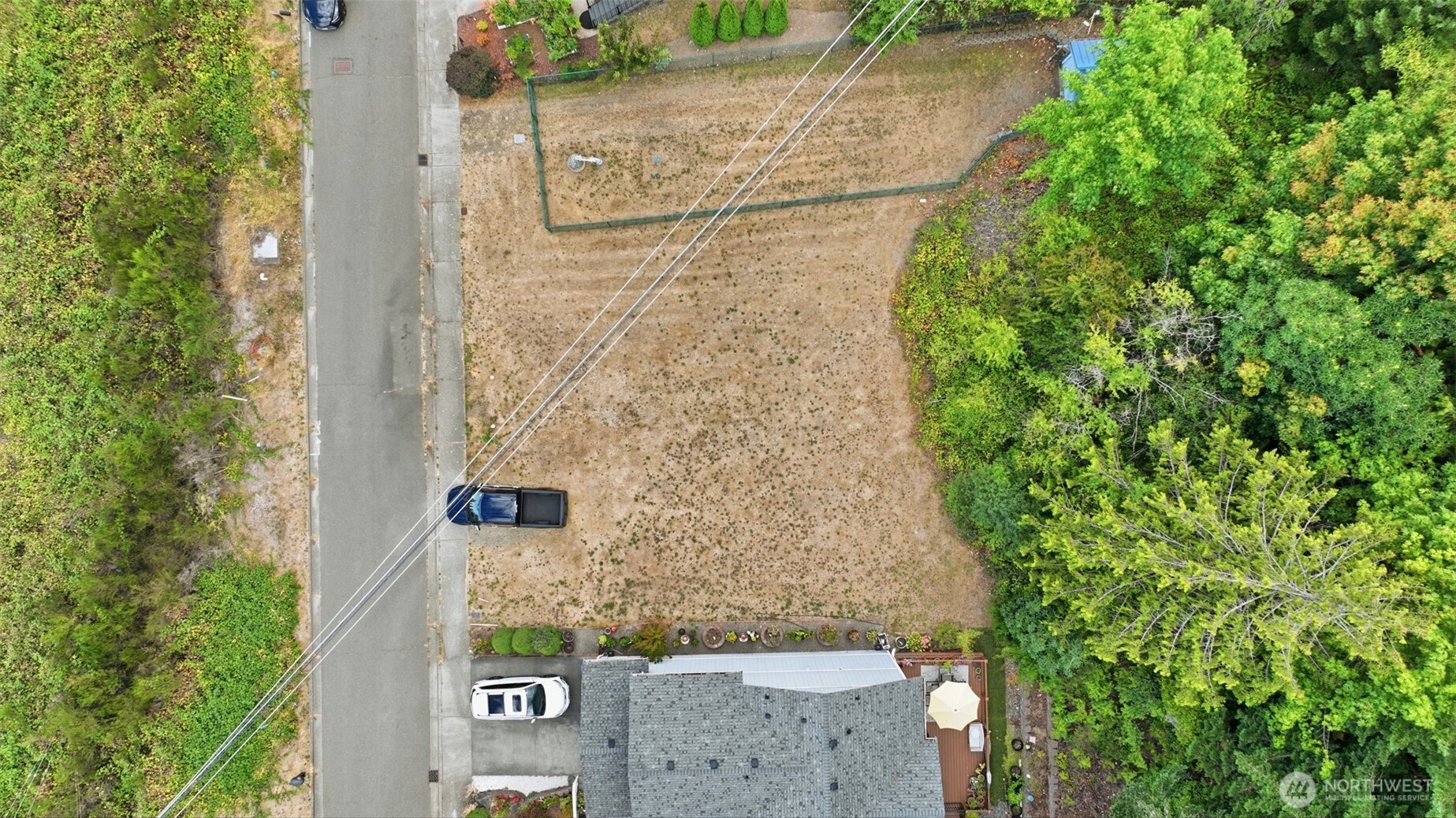 1633 & 1637 Sound Ridge Drive Property Photo 4