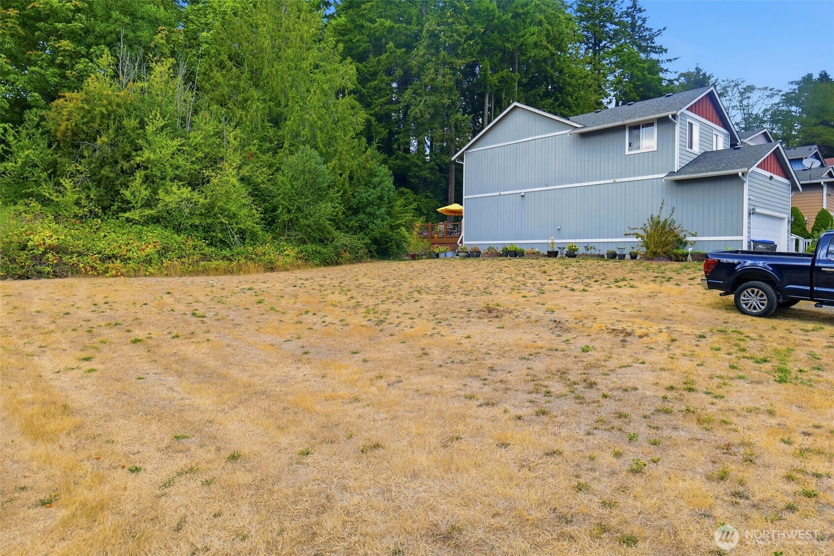 1633 & 1637 Sound Ridge Drive Property Photo 8