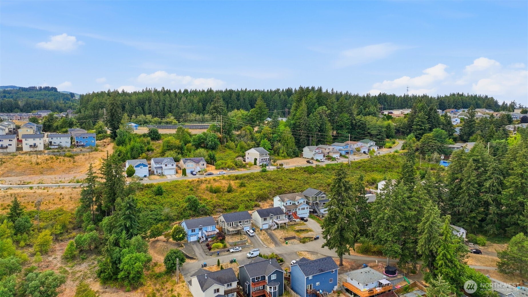 1633 & 1637 Sound Ridge Drive Property Photo 12