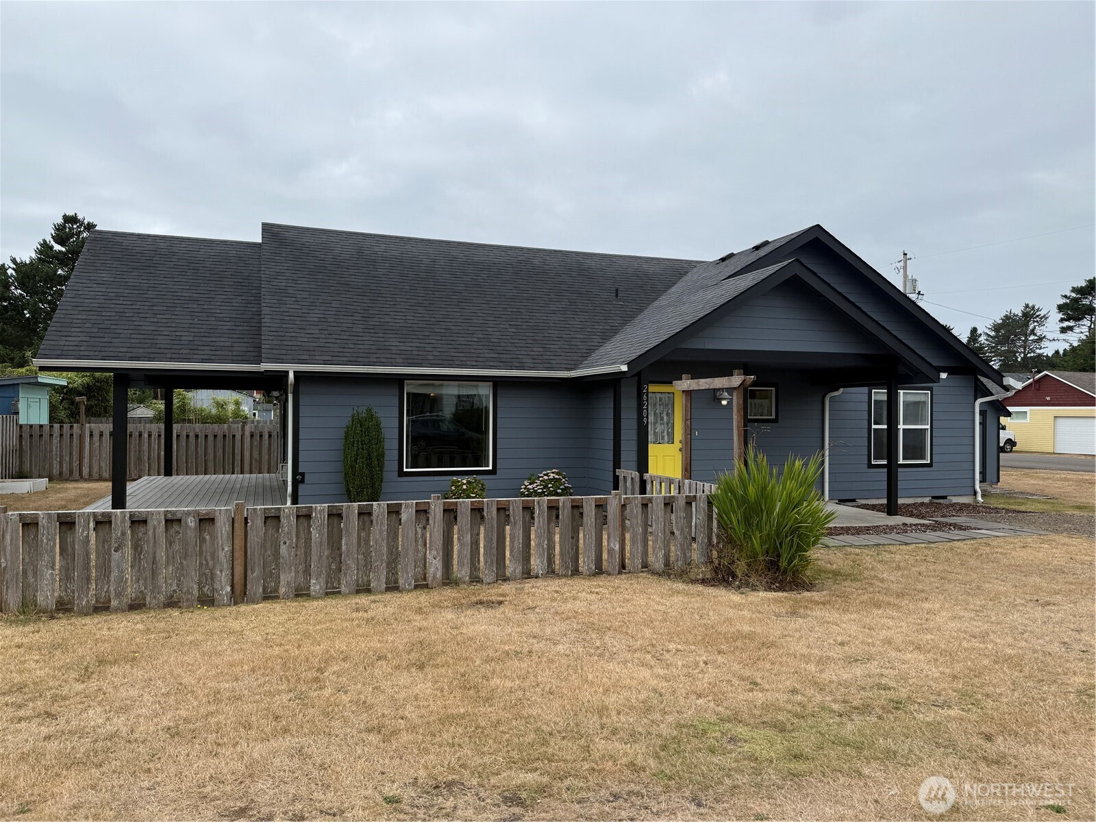26209 N Place Property Photo 2