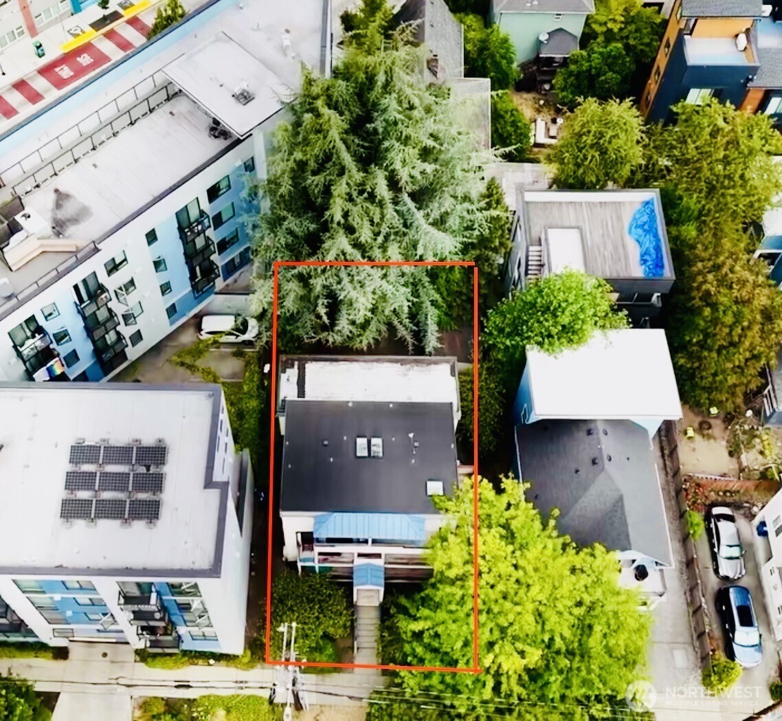 2312 E Denny Way Property Photo 28