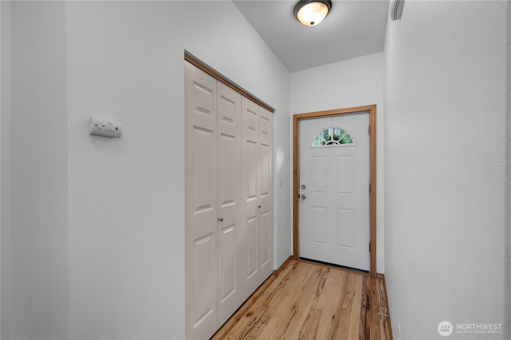 321 E Penzance Road Property Photo 4