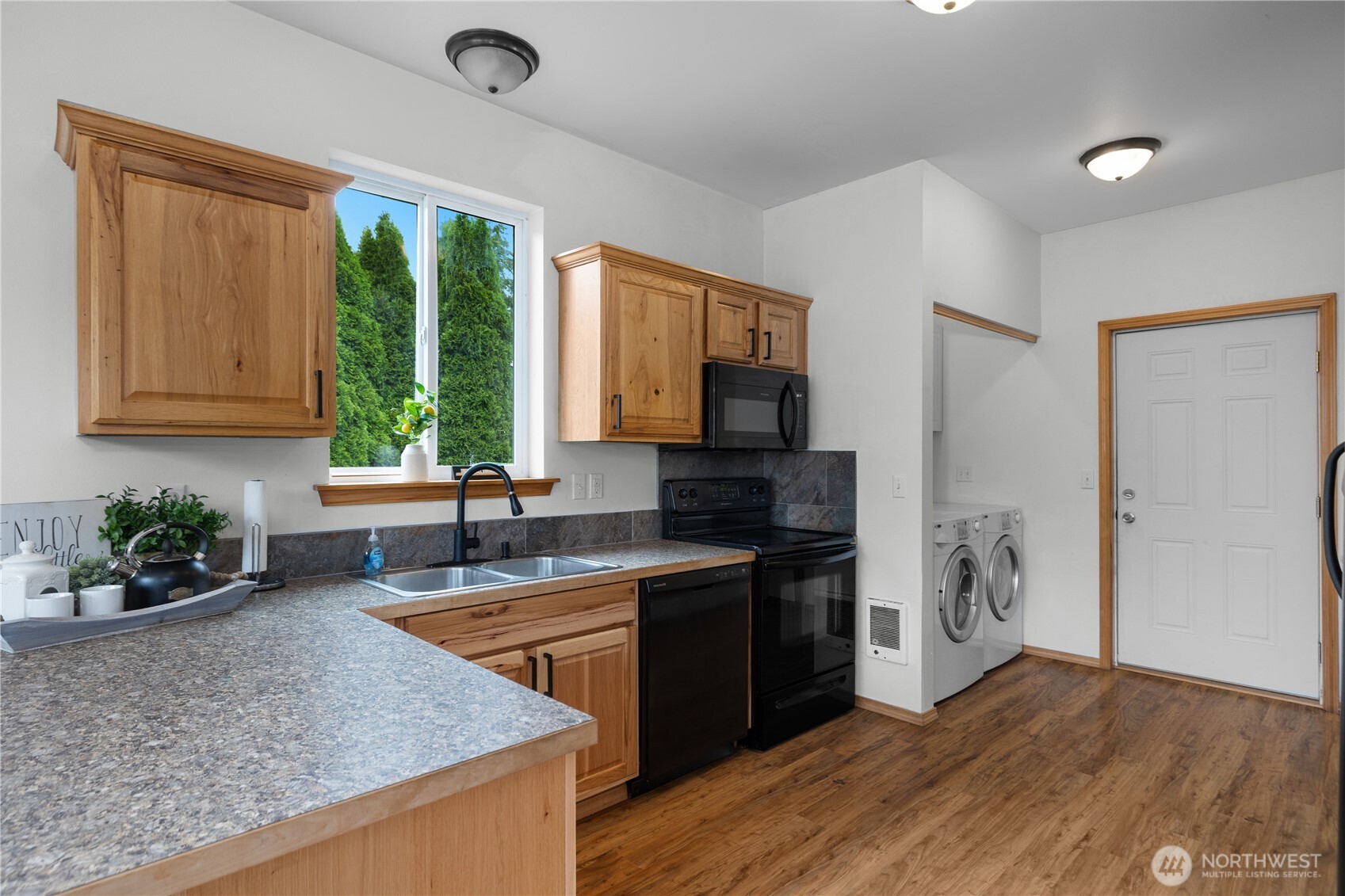 321 E Penzance Road Property Photo 16