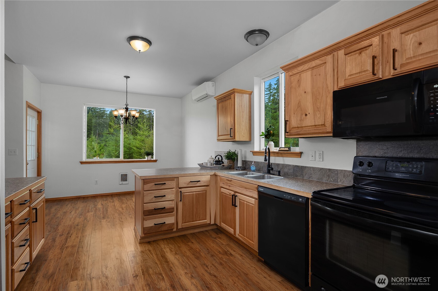 321 E Penzance Road Property Photo 18