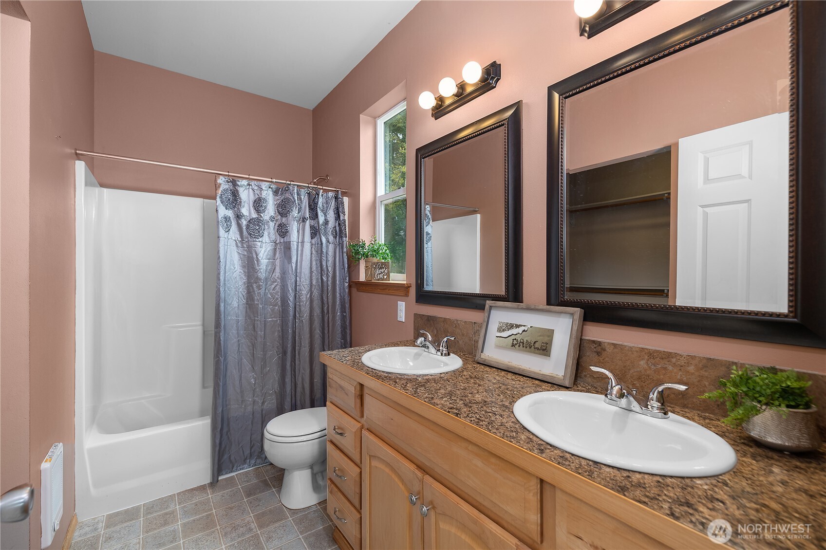 321 E Penzance Road Property Photo 23