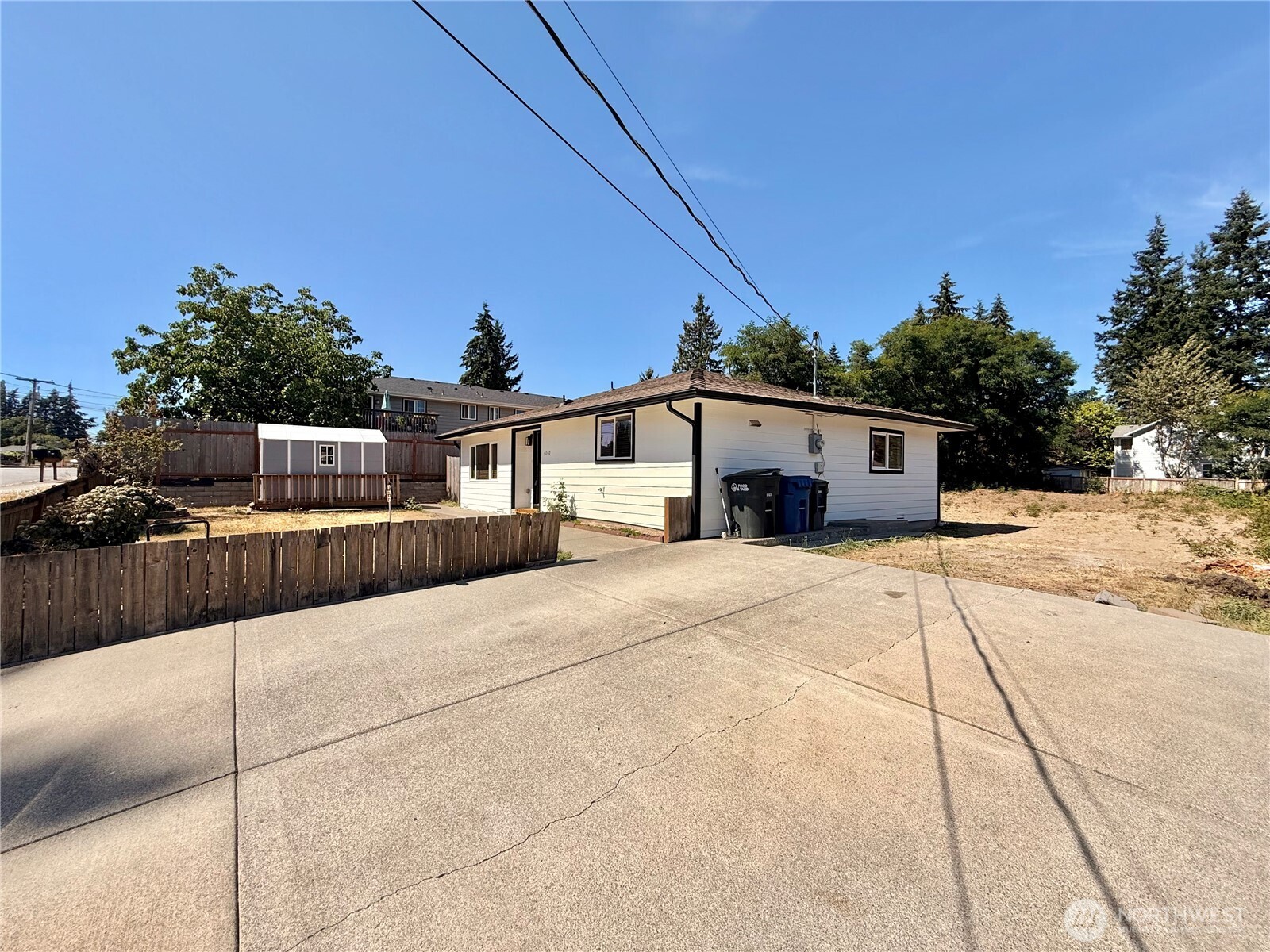 4040 S 168th Street Property Photo 4