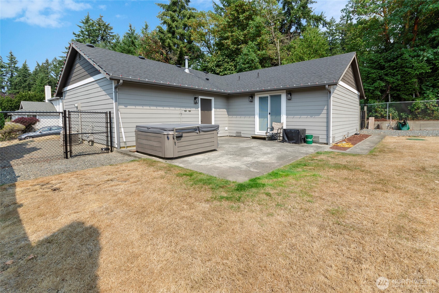6225 41st Ave E Property Photo 19