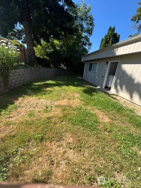 414 Chambers Street Property Photo 16