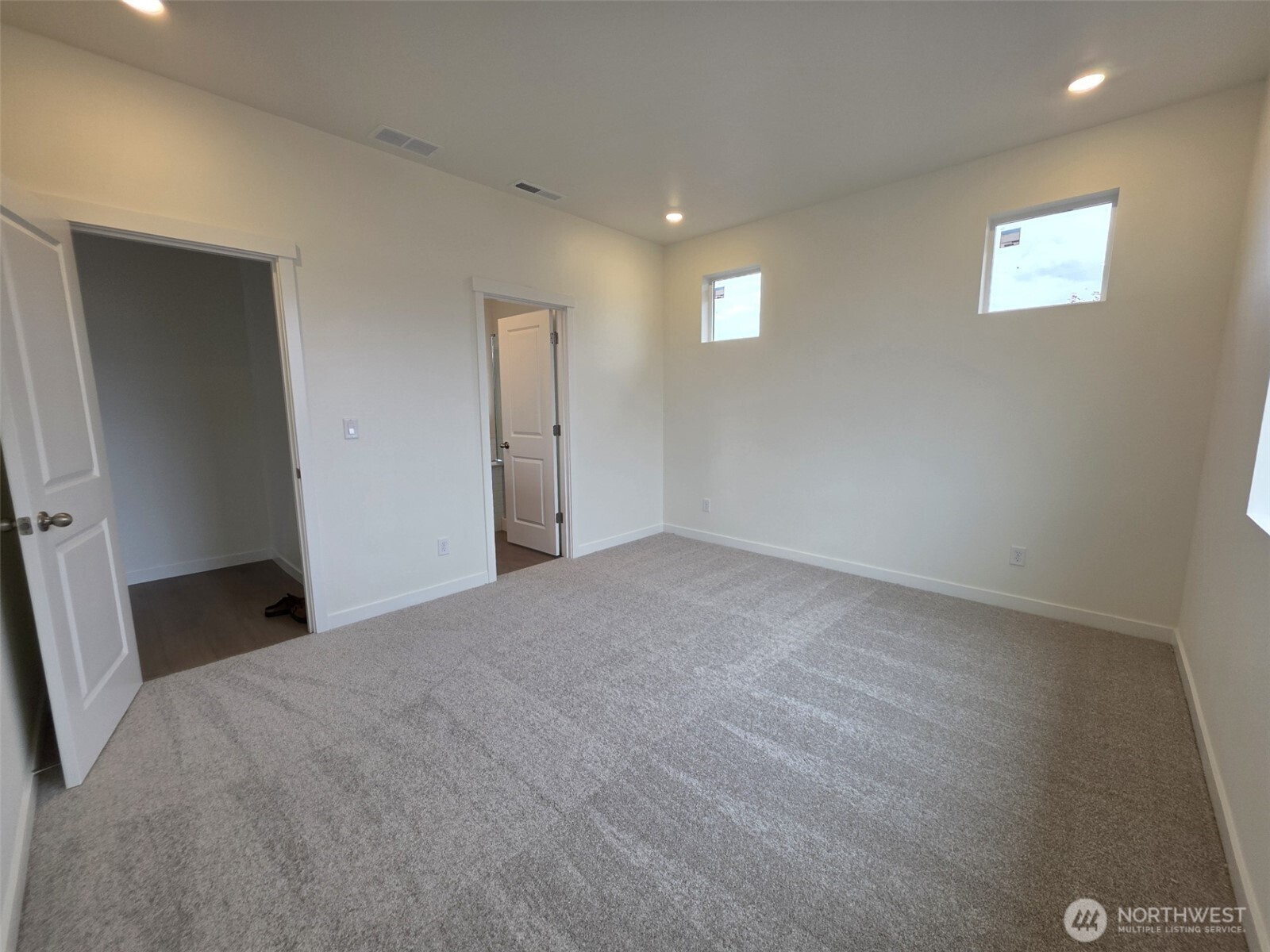 751 Holly Avenue 71 Property Photo 13