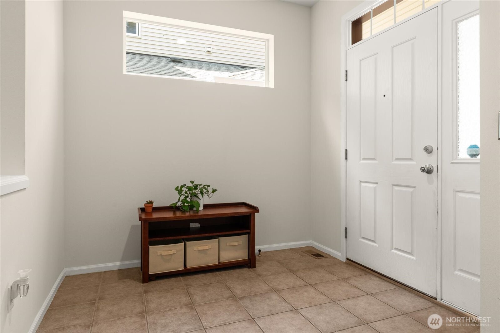 308 196th Place 305 Property Photo 4