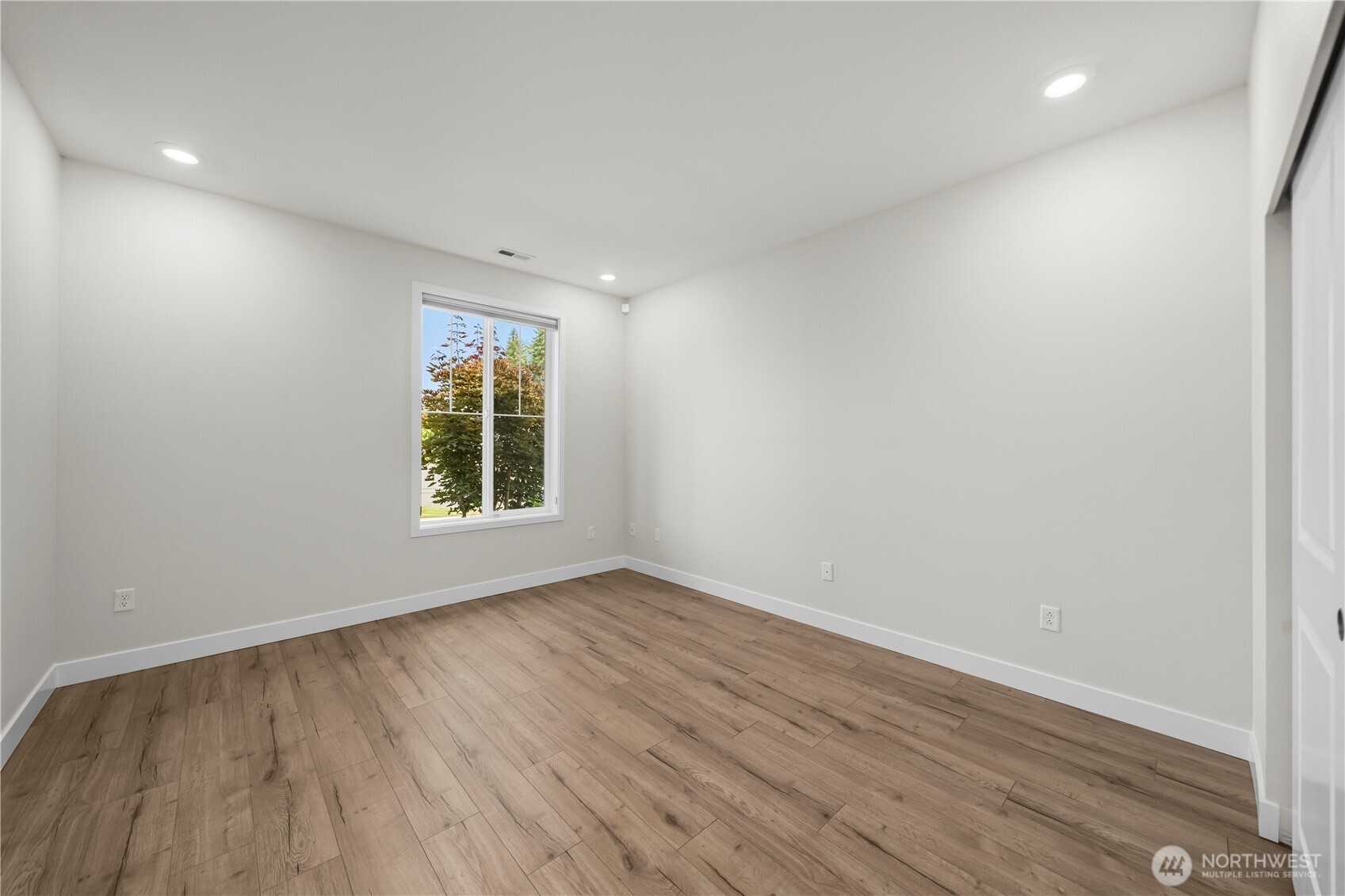 18220 153rd Street Property Photo 15