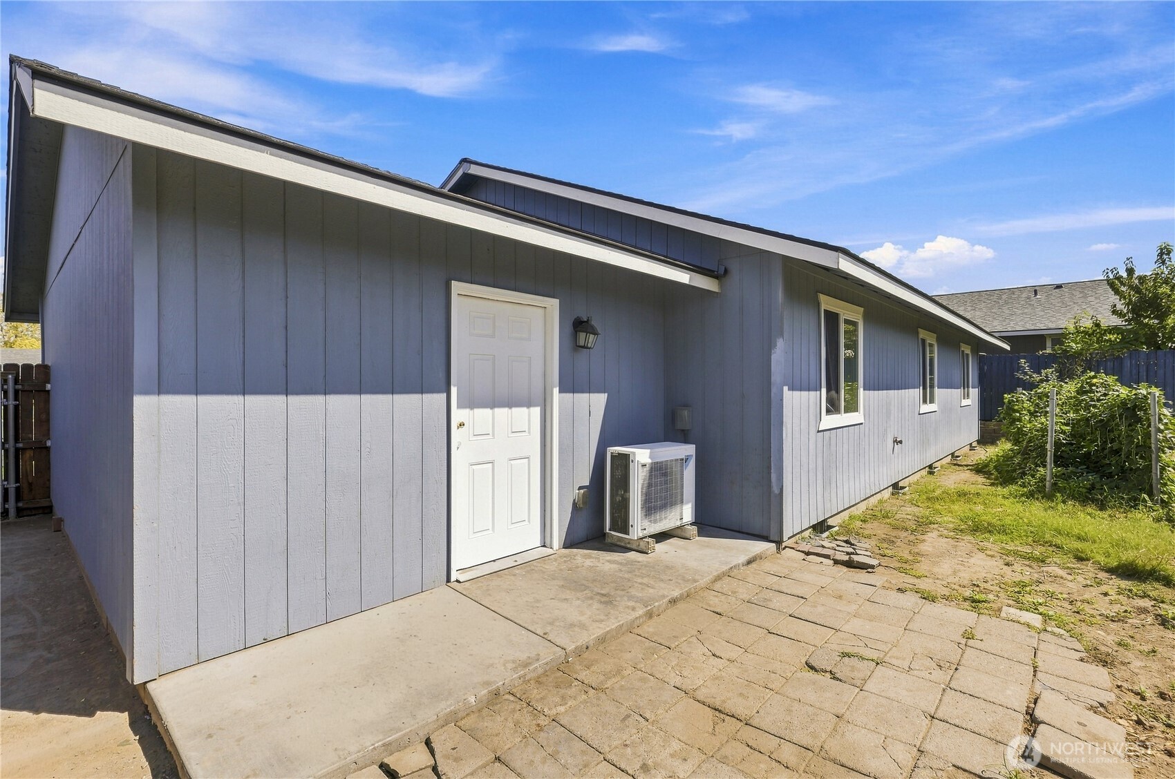 1414 E Adelia Court Property Photo 21