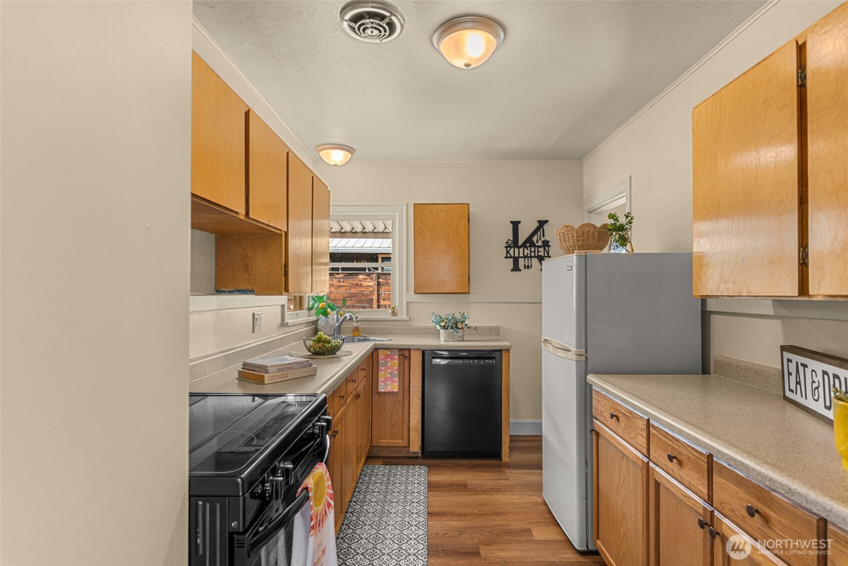 938 Washington St. Property Photo 10
