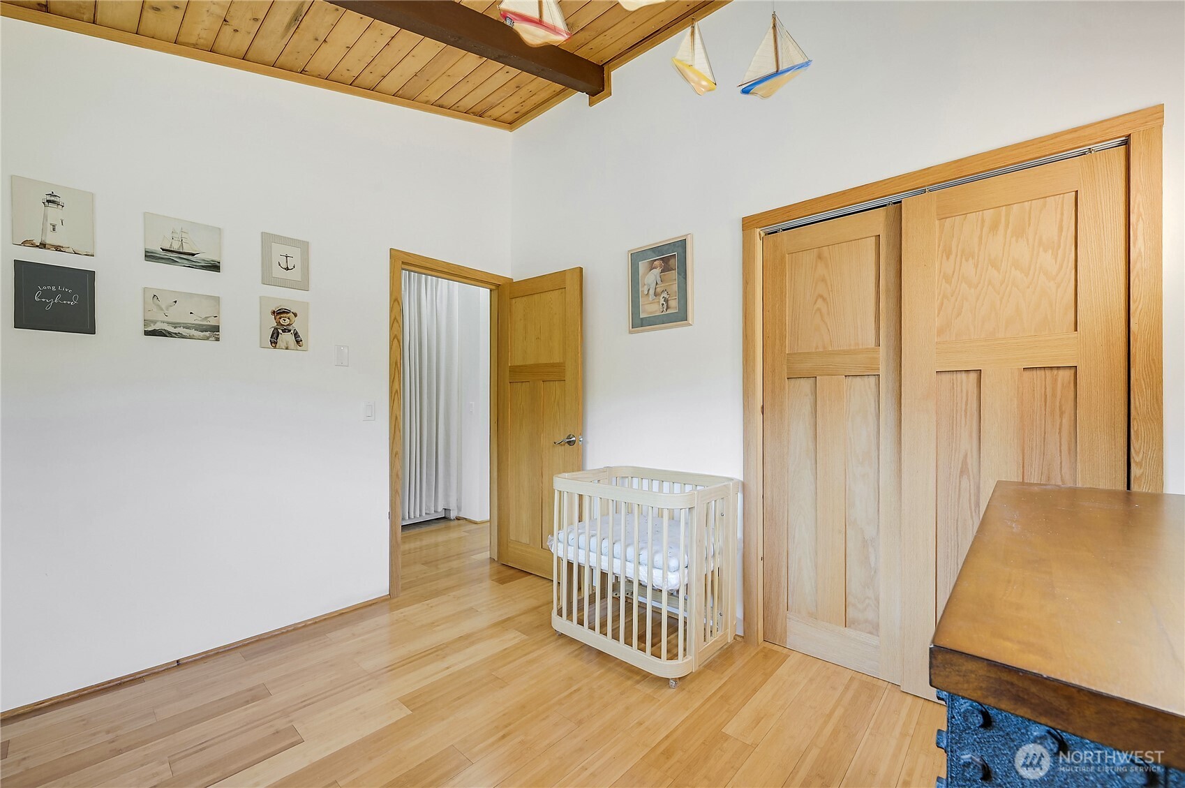 200 N Rhododendron Drive Property Photo 21