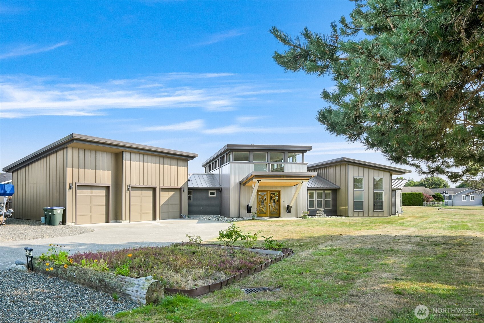 5493 Salish Road Property Photo 11