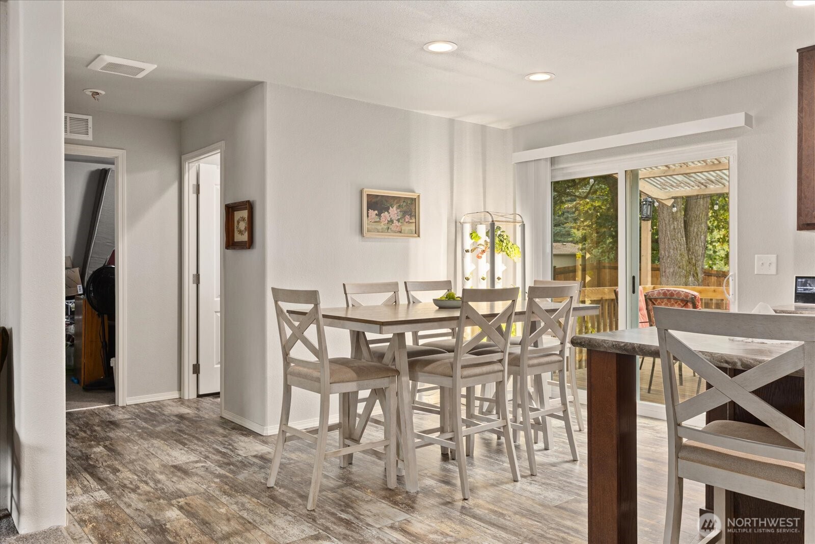 13012 View Place Property Photo 10