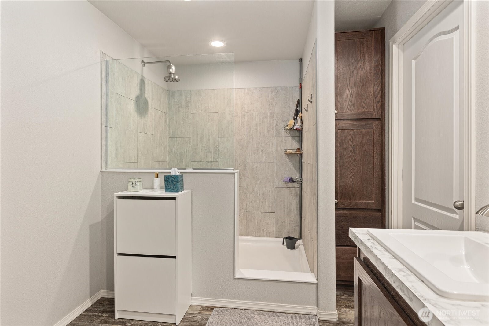 13012 View Place Property Photo 17